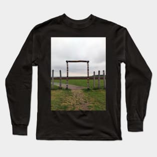 Pömmelte ring sanctuary, Woodhenge Long Sleeve T-Shirt